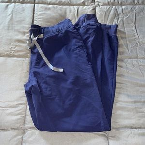 Size Medium Tall Zamora Joggers in Navy